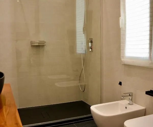Casa de hóspedes Monterosso 4*